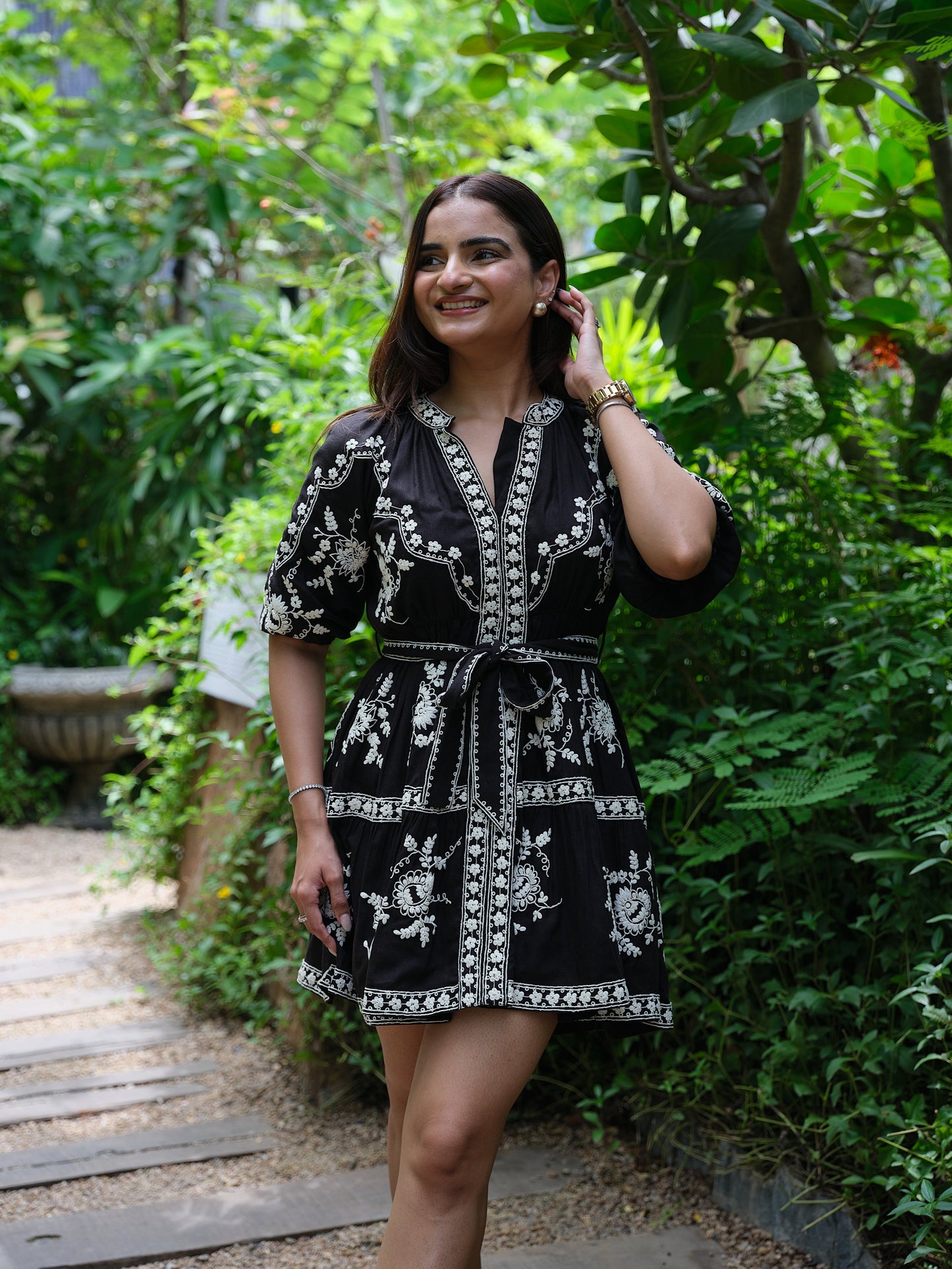 Dahlia Embroidered Linen Dress (Black)