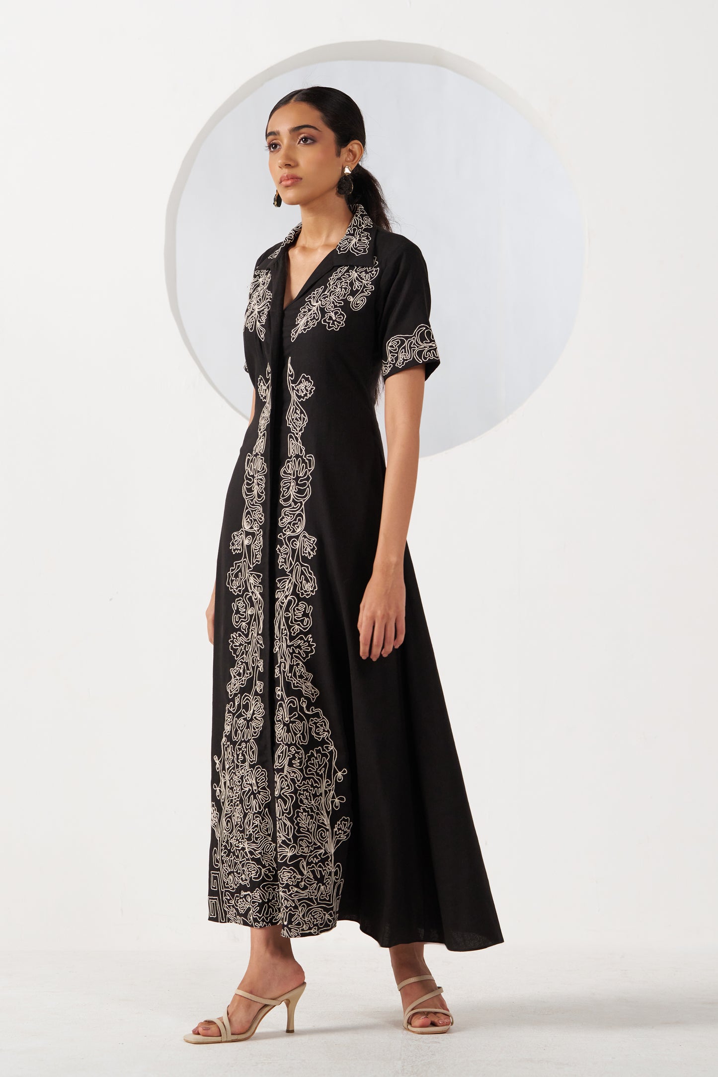 Luna Embroidered Linen Maxi