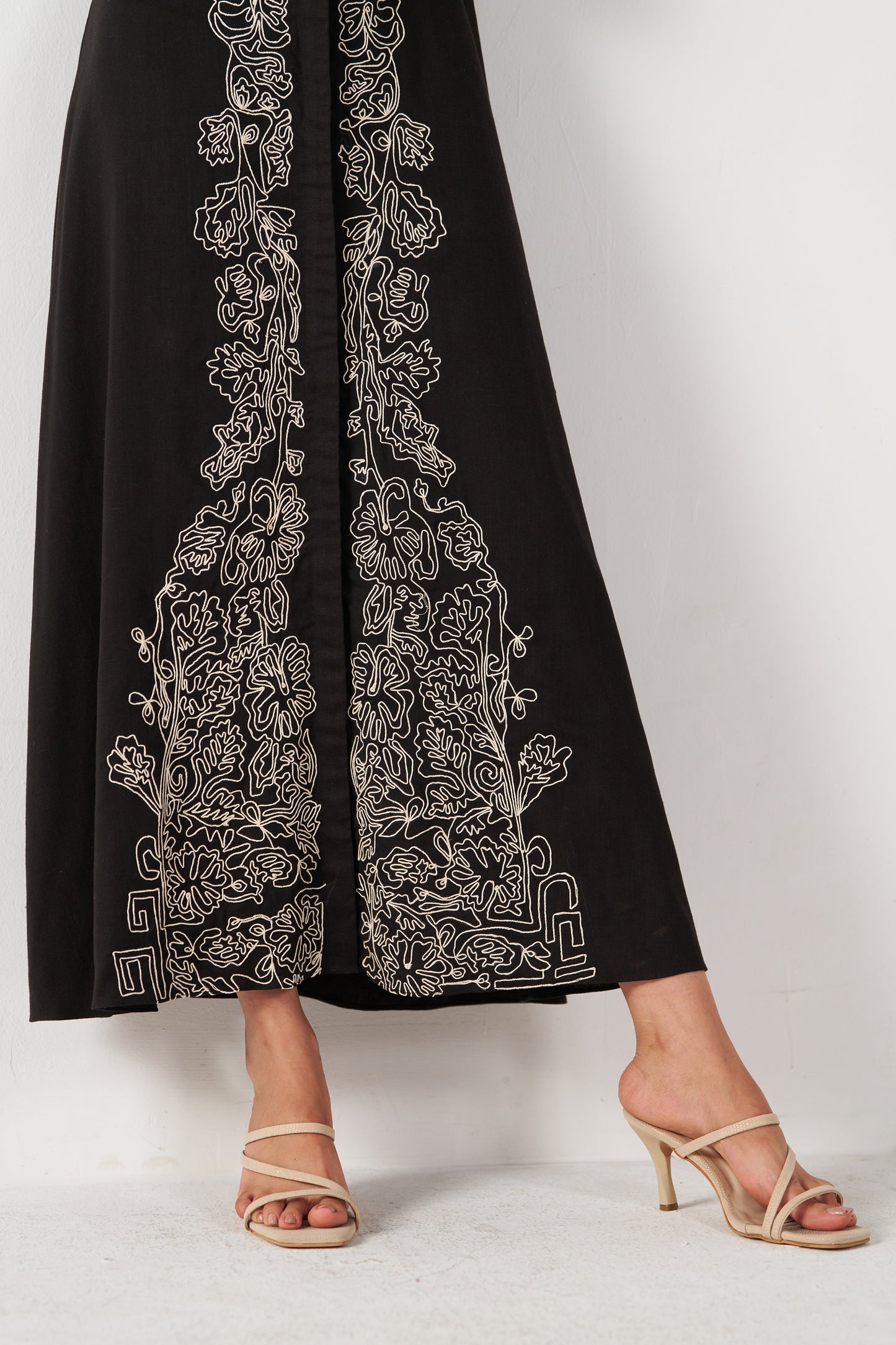 Luna Embroidered Linen Maxi