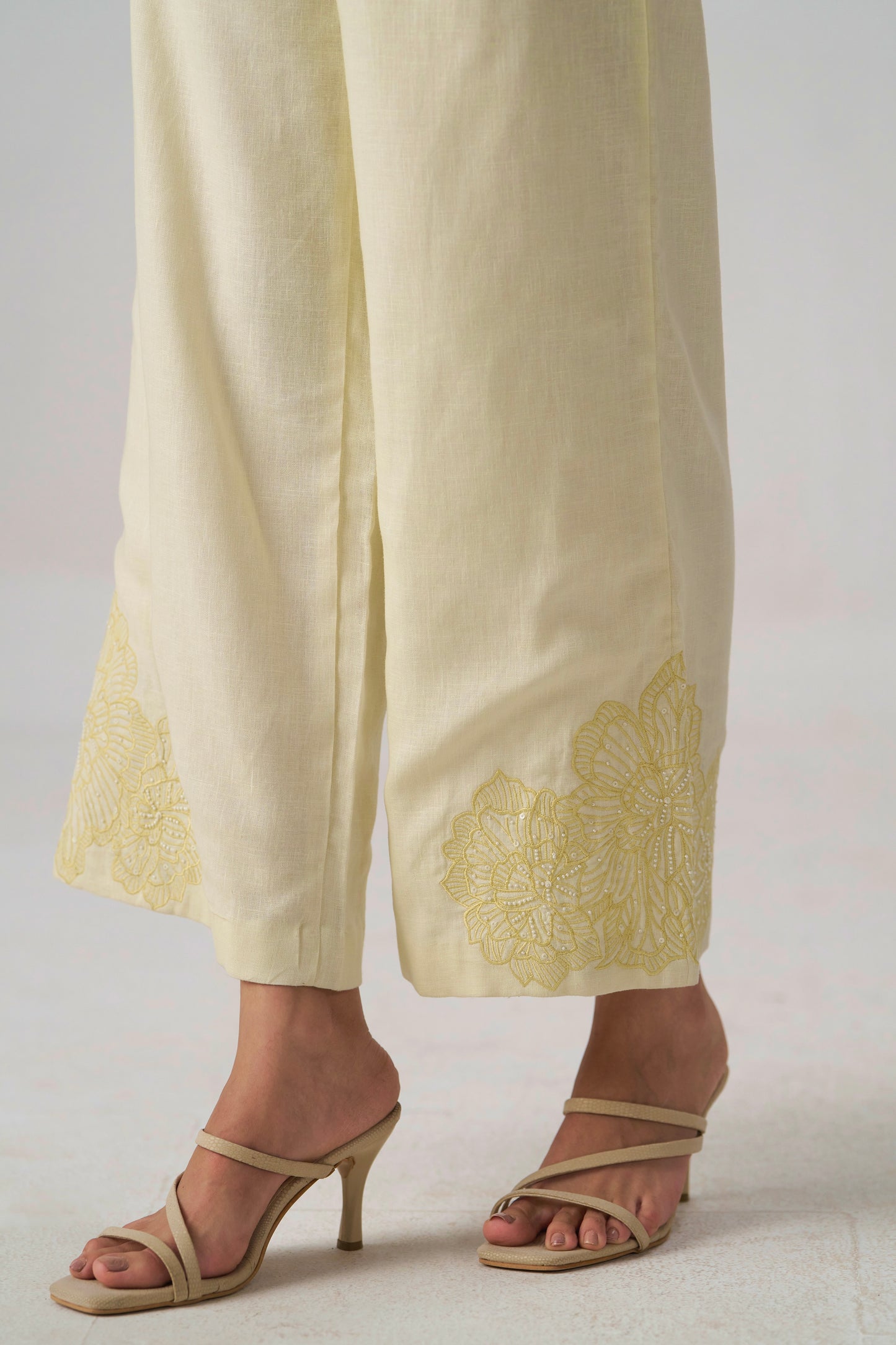 Nora Embroidered Co-ord Set (Beige)