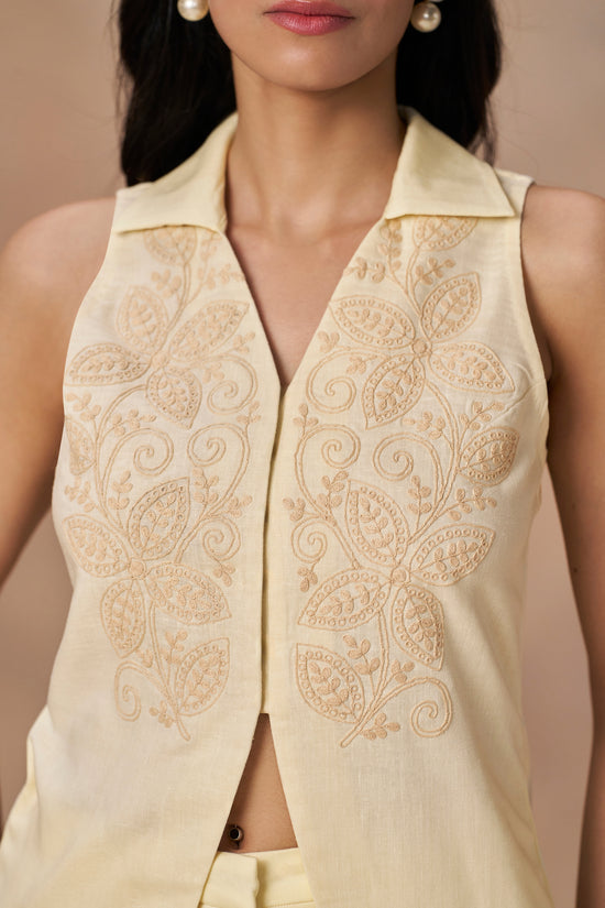 Quinn Embroidered Top (Beige)